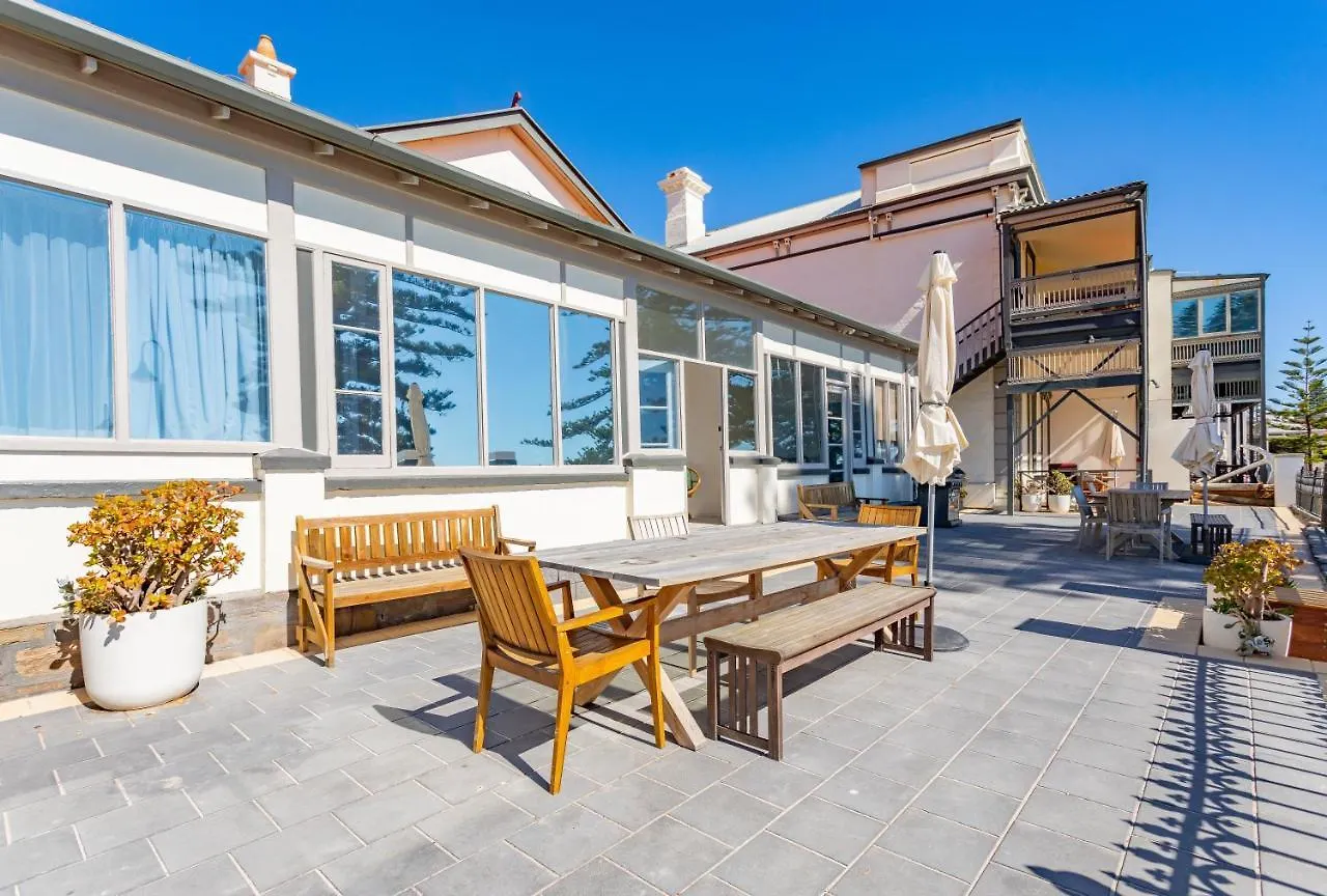 Seawall Apartments Adelaide Avustralya